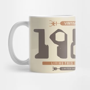 35th Birthday T-Shirt - Vintage 1985 Mug